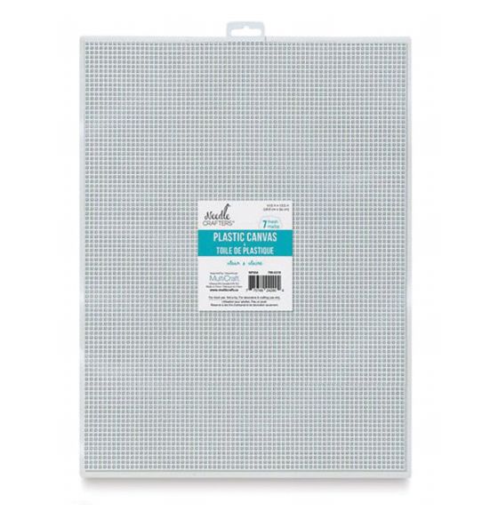 Toile de plastique à mailles (7 trous au pouce), 26,7 cm x 34,3 cm (10½" x 13½") - Translucide