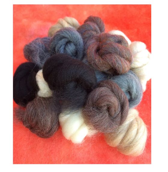 PacaFluff Wool Roving - 57g (2 oz) - Natural